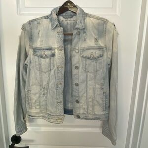 Aeropostale Destroyed Light Wash Denim Jean Jacket Size S Distressed Bleach Wash